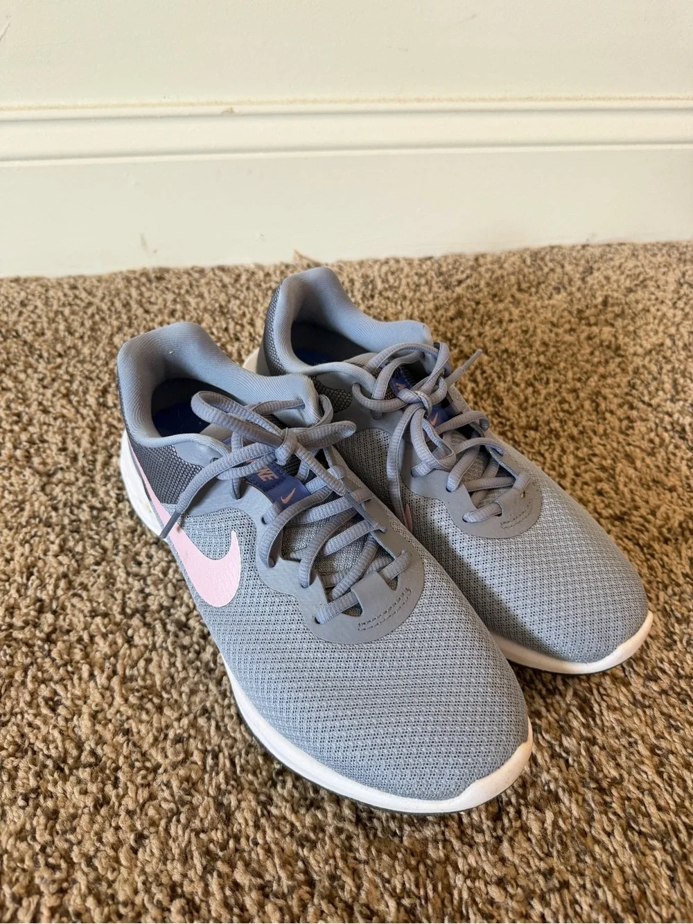 Lightweight Nike Revolution 6 Next Nature Women’s Shoes Size 9